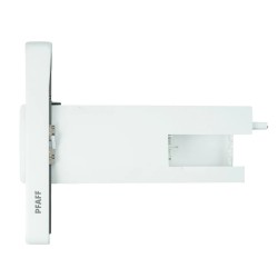 PFAFF® creative elevate™ 680 Embroidery Unit