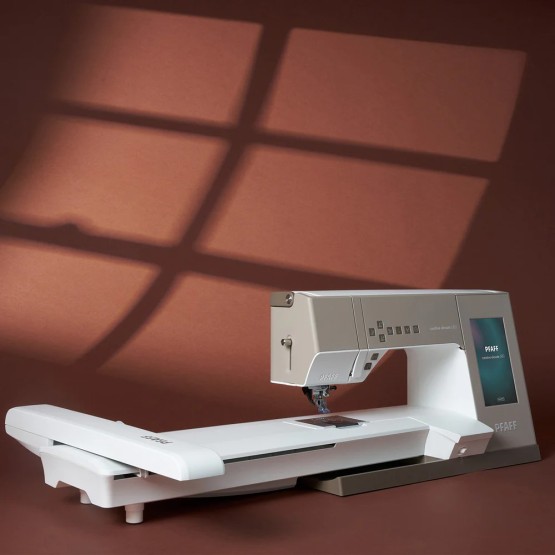 PFAFF® creative elevate™ 680 Sewing Machine + Embroidery unit 