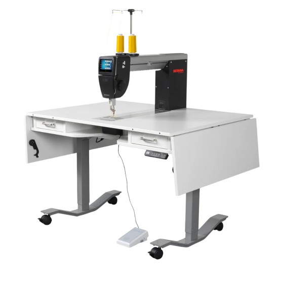 Bernina Q20 Longarm Quilting Machine with electric lift