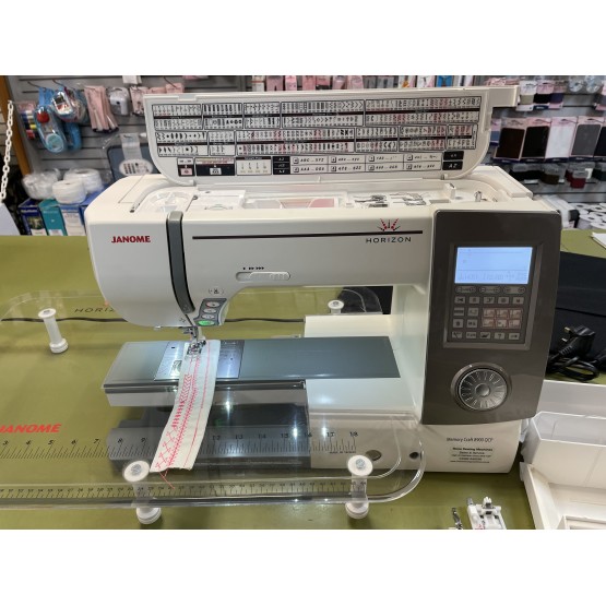 Janome 8900QCP Sewing & Quilting machine (Reconditioned)