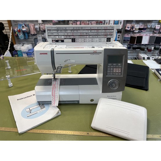Janome 8900QCP Sewing & Quilting machine (Reconditioned)